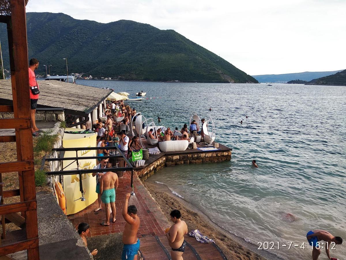 Old House Perast Apartment Exterior foto