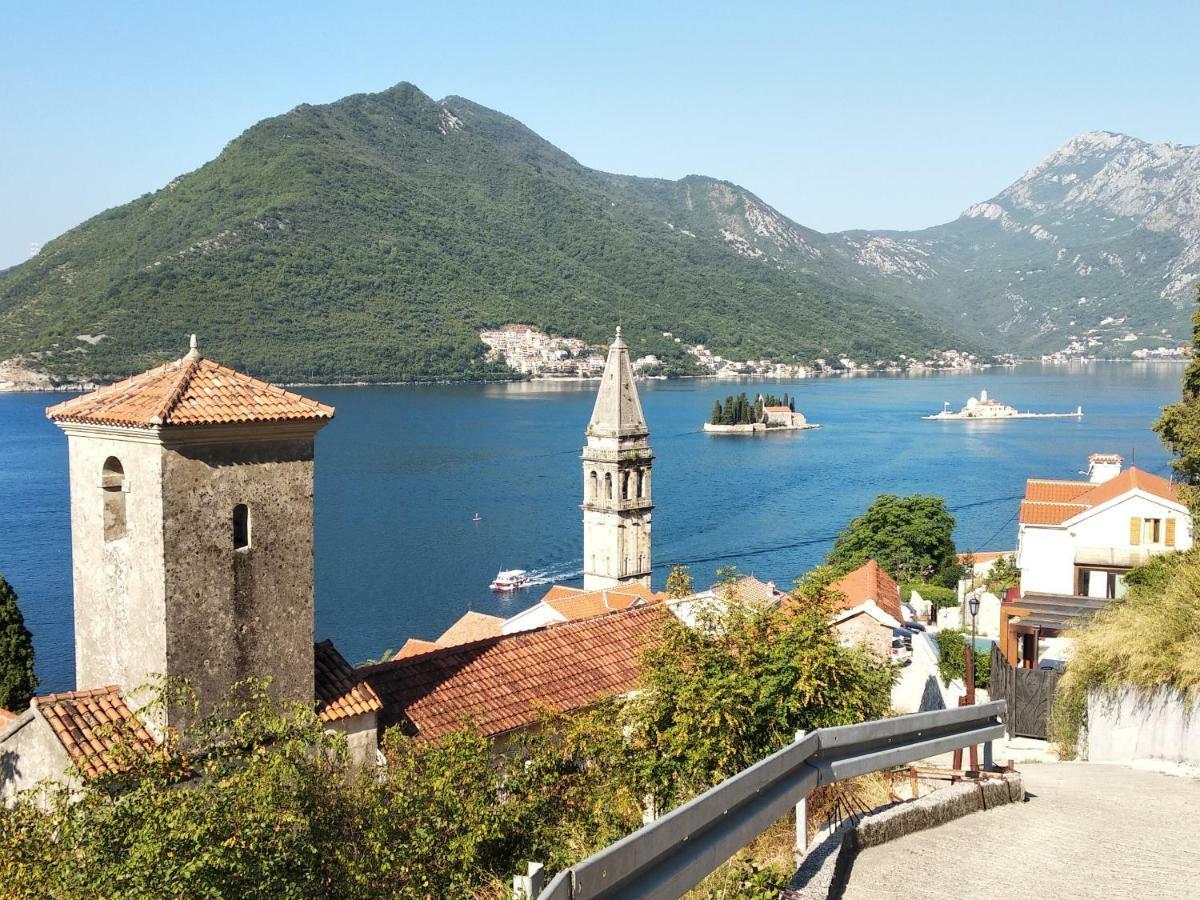 Old House Perast Apartment Exterior foto